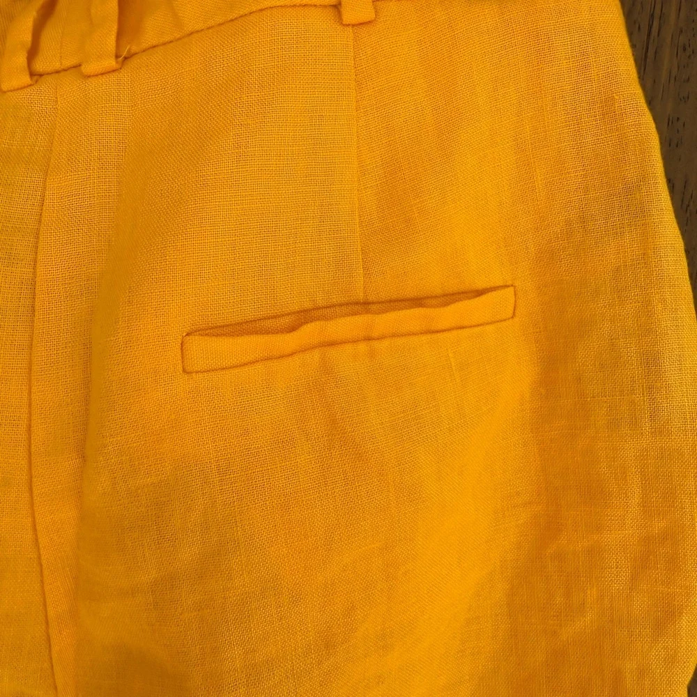 Mango Women’s linen Yellow Pants Size 2